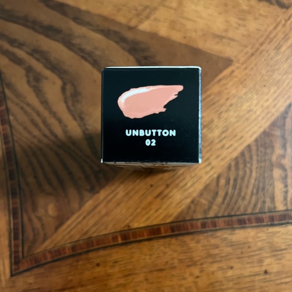 Fenty Beauty - Stunna Lip Paint Longwear Fluid Lip Colour - Picture 4 of 10